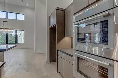 101 Manciano Drive, Horseshoe Bay, TX 78657 - Photo 15