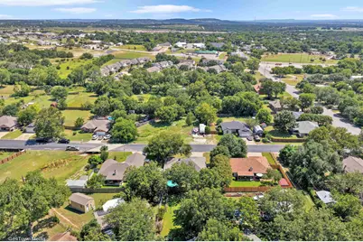 1004 E Johnson Street, Burnet, TX 78611 - Photo 21