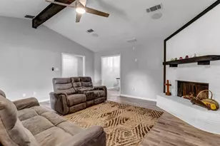 501 Possum Trot St, Burnet, TX 78611 - Photo 5