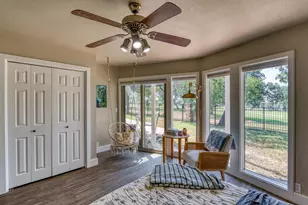 202 N Big Spur, Horseshoe Bay, TX 78657 - Photo 9