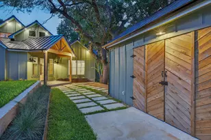 308 Mountain View, Sunrise Beach, TX 78643 - Photo 3