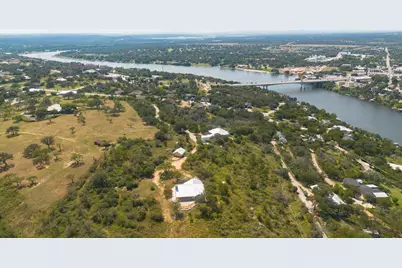 95 Gateway N, Marble Falls, TX 78654 - Photo 27