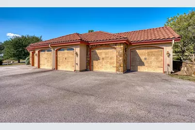 111 Lachite, Horseshoe Bay, TX 78657 - Photo 17