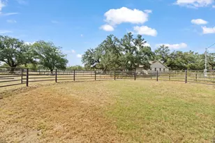 433 Paseo De Vaca, Marble Falls, TX 78654 - Photo 29