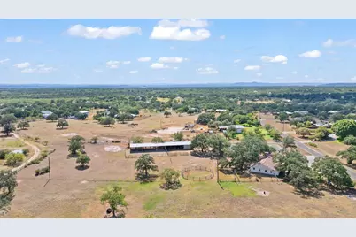 433 Paseo De Vaca, Marble Falls, TX 78654 - Photo 3