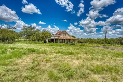 1705 County Road 111, Lampasas, TX 76550 - Photo 13