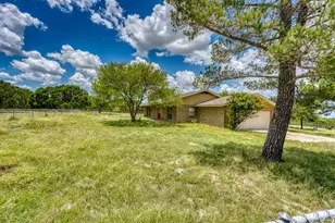 1705 Co Rd 111, Lampasas, TX 76550 - Photo 3