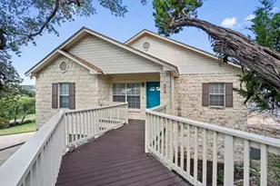 504 Lakeshore Cir, Lago Vista, TX 78645 - Photo 3