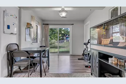 306 Avenue D, Marble Falls, TX 78654 - Photo 11