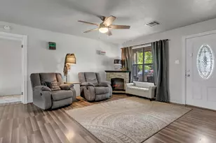 306 Ave D, Marble Falls, TX 78654 - Photo 7