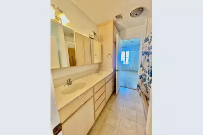 1801 Hickory Street, Llano, TX 78643 - Photo 15