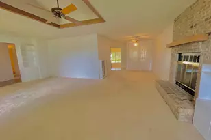 1801 Hickory St, Llano, TX 78643 - Photo 7