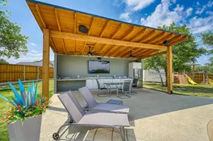 214 Stonehenge Wy, Marble Falls, TX 78654 - Photo 27