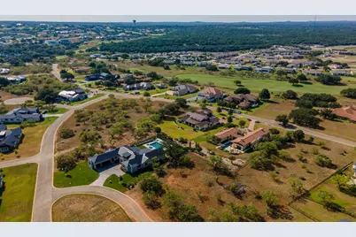 412 Paintbrush, Horseshoe Bay, TX 78657 - Photo 13