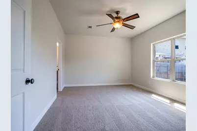 419 Spyglass St, Meadowlakes, TX 78654 - Photo 13