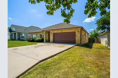 419 Spyglass St, Meadowlakes, TX 78654 - Photo 3