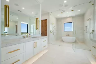 207 Nattie Woods, Horseshoe Bay, TX 78657 - Photo 5