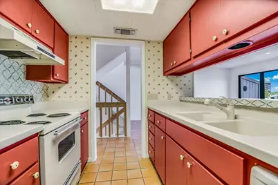 104 Island Dr. #G, Horseshoe Bay, TX 78657 - Photo 9