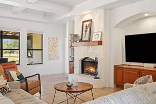 501 E Trail, Spicewood, TX 78669 - Photo 15