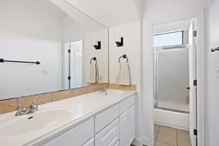 501 E Trail, Spicewood, TX 78669 - Photo 23