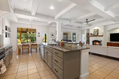 501 East Trl, Spicewood, TX 78669 - Photo 13