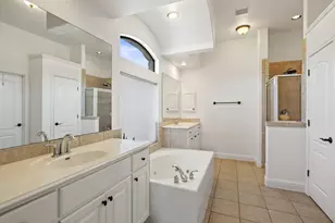 501 E Trail, Spicewood, TX 78669 - Photo 19