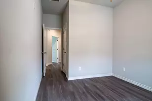 213 Peruna, Marble Falls, TX 78654 - Photo 21