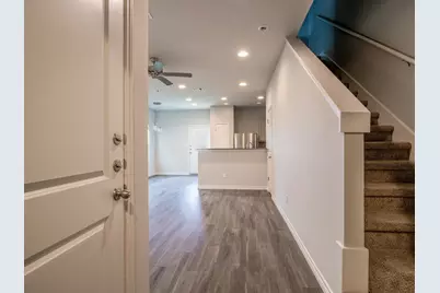 213 Peruna, Marble Falls, TX 78654 - Photo 3