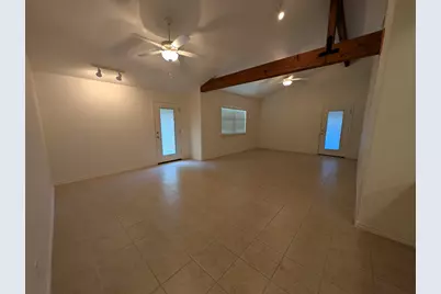 1405 Johnson Streets, Marble Falls, TX 78654 - Photo 3