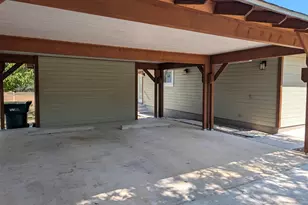 1405 Johnson Streets, Marble Falls, TX 78654 - Photo 21