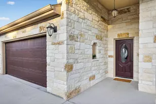 237 Meadowlakes Dr, Meadowlakes, TX 78654 - Photo 27