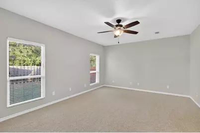 237 Meadowlakes Drive, Meadowlakes, TX 78654 - Photo 11