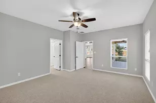 237 Meadowlakes Dr, Meadowlakes, TX 78654 - Photo 13