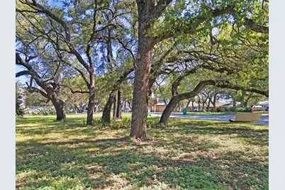 401 Island Lodges Drive, Buchanan Dam, TX 78609 - Photo 5