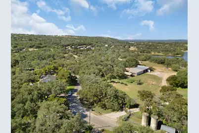 401 Island Lodges Drive, Buchanan Dam, TX 78609 - Photo 9