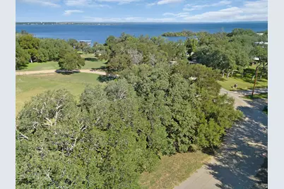 401 Island Lodges Drive, Buchanan Dam, TX 78609 - Photo 7