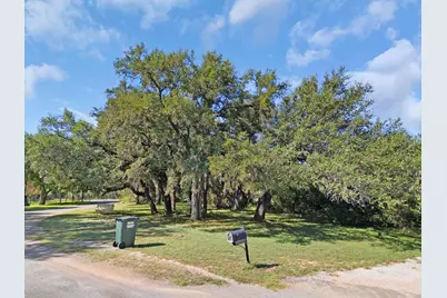 401 Island Lodges Drive, Buchanan Dam, TX 78609 - Photo 7