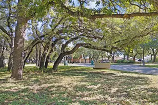 401 Island Lodges Dr, Buchanan Dam, TX 78609 - Photo 1