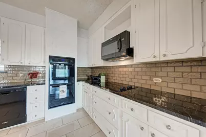 634 Broken Hills, Horseshoe Bay, TX 78657 - Photo 7