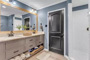 709 Three Creeks Dr, Bertram, TX 78605 - Photo 19