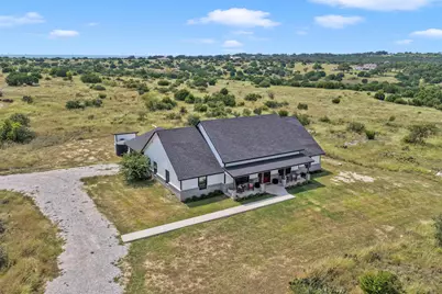 709 Three Creeks Dr, Bertram, TX 78605 - Photo 27