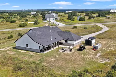 709 Three Creeks Dr, Bertram, TX 78605 - Photo 29