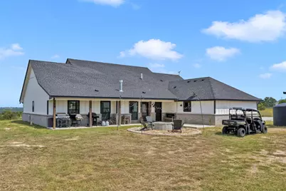 709 Three Creeks Dr, Bertram, TX 78605 - Photo 5