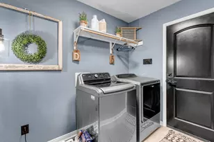 709 Three Creeks Dr, Bertram, TX 78605 - Photo 25