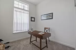 136 W Castlebrair Dr, Granite Shoals, TX 78654 - Photo 9