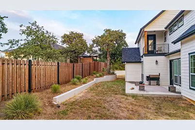 136 W Castlebrair Drive, Granite Shoals, TX 78654 - Photo 25