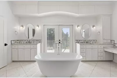 301 Twisted Oak Drive, Horseshoe Bay, TX 78657 - Photo 15