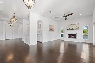 301 Twisted Oak Dr, Horseshoe Bay, TX 78657 - Photo 7