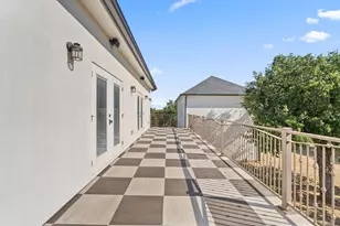 301 Twisted Oak Dr, Horseshoe Bay, TX 78657 - Photo 25