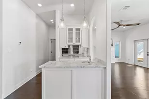 301 Twisted Oak Dr, Horseshoe Bay, TX 78657 - Photo 13